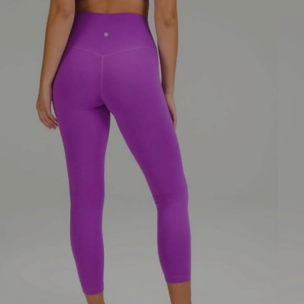 Lululemon Leggings/Lululemon Tights Purple Magenta